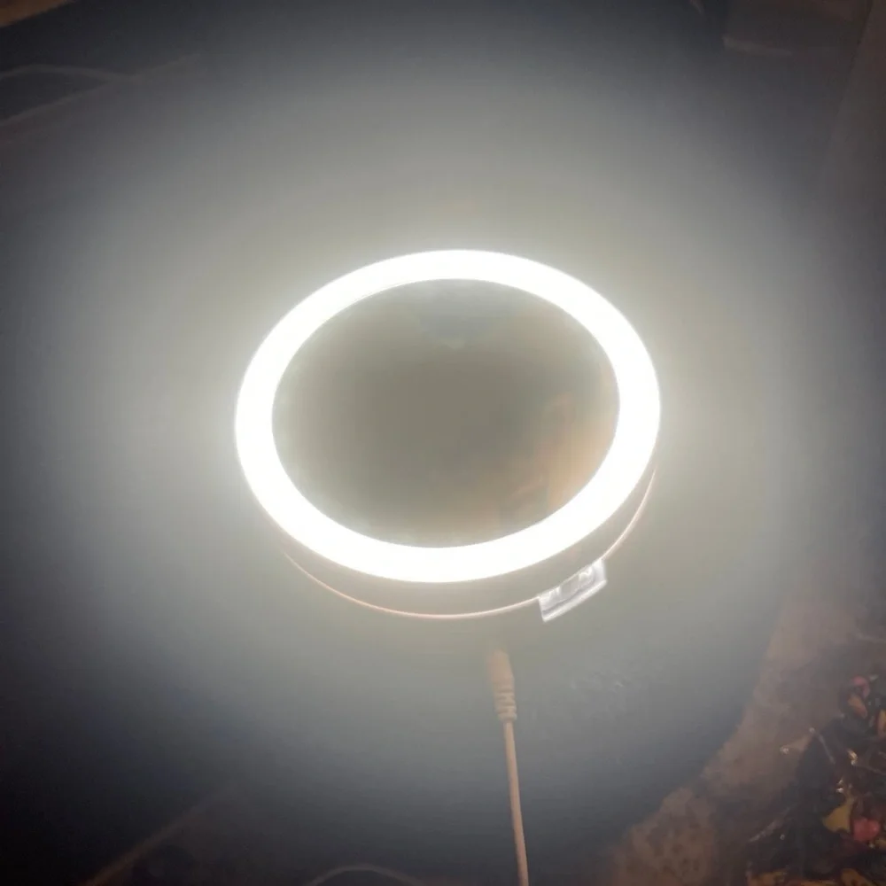 Dual purpose LED mirror tricolor lightening